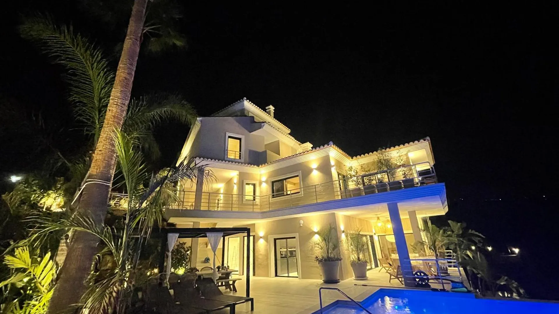 Ultimate Luxury Dream Villa With 7 Bedrooms, Gym, Spa And Infinity Pool Marbella