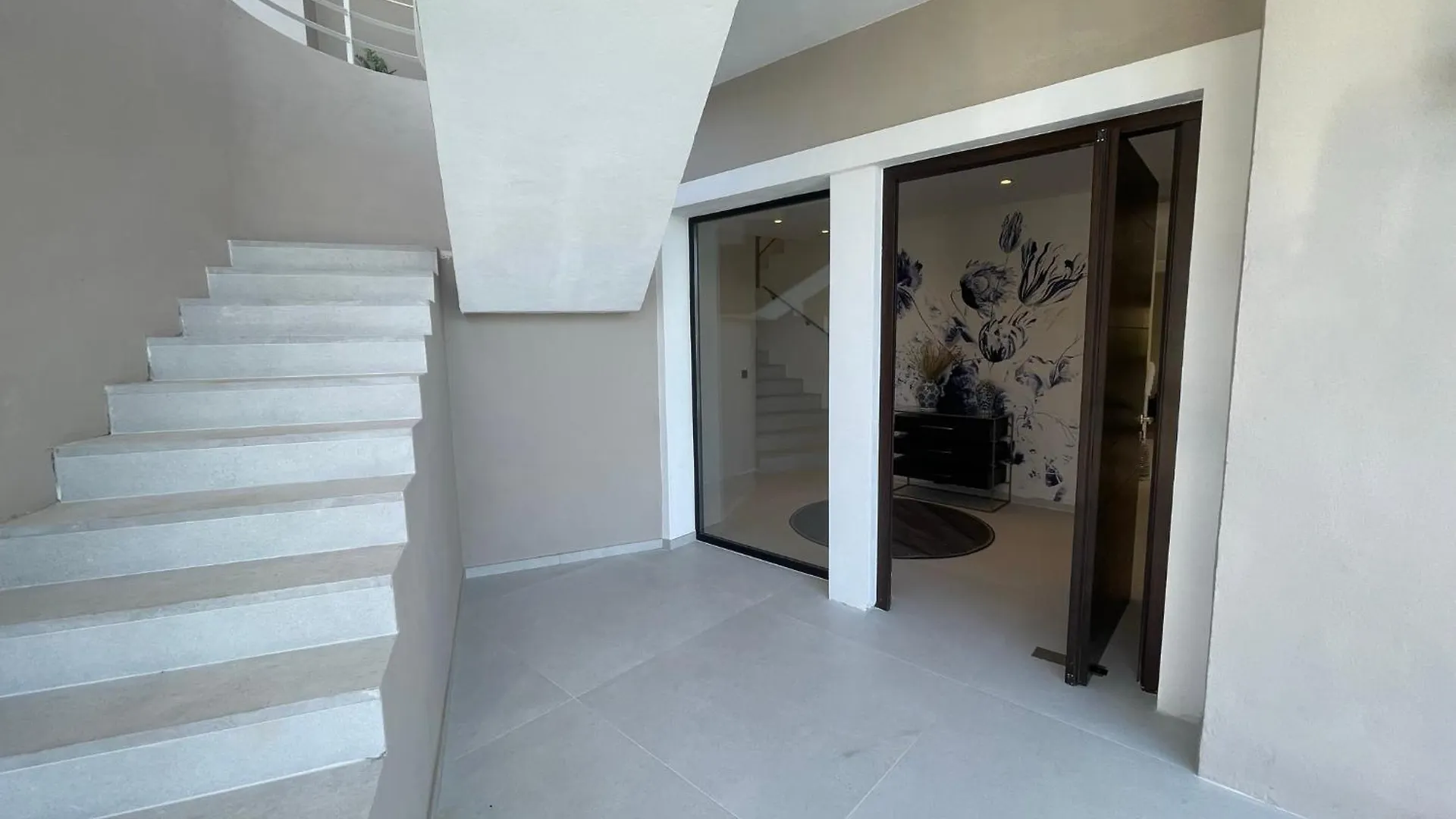 Ultimate Luxury Dream Villa With 7 Bedrooms, Gym, Spa And Infinity Pool Marbella 0*,  Spain