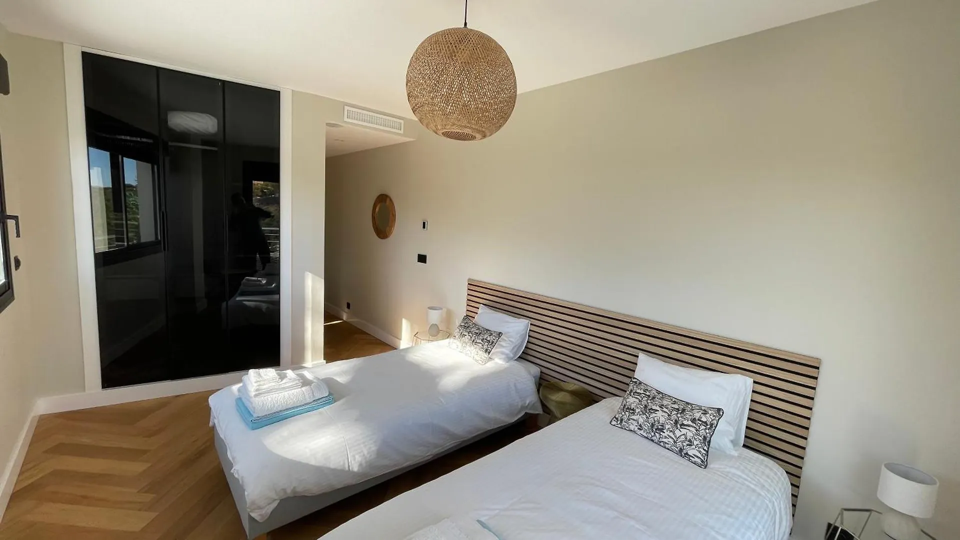 Ultimate Luxury Dream Villa With 7 Bedrooms, Gym, Spa And Infinity Pool Marbella