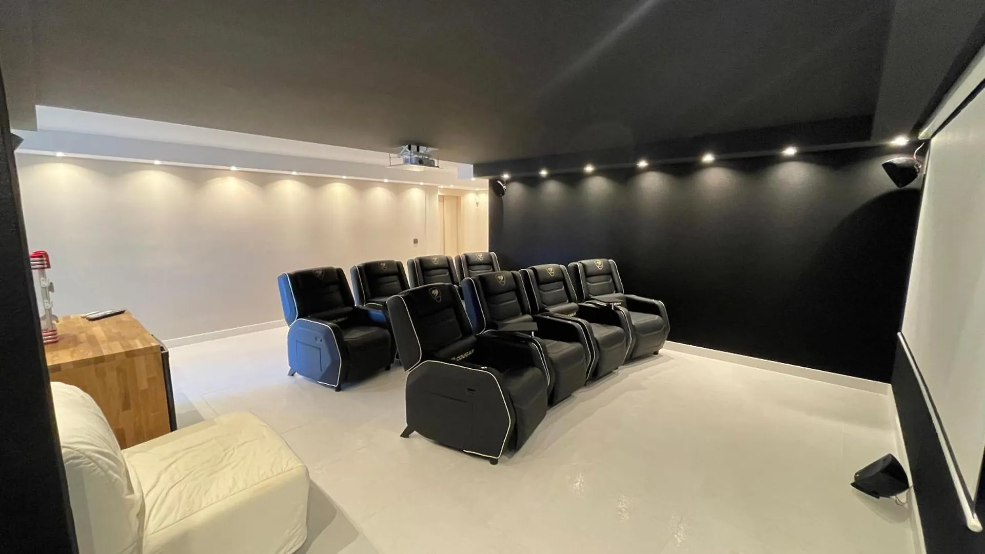 Ultimate Luxury Dream Villa With 7 Bedrooms, Gym, Spa And Infinity Pool Marbella