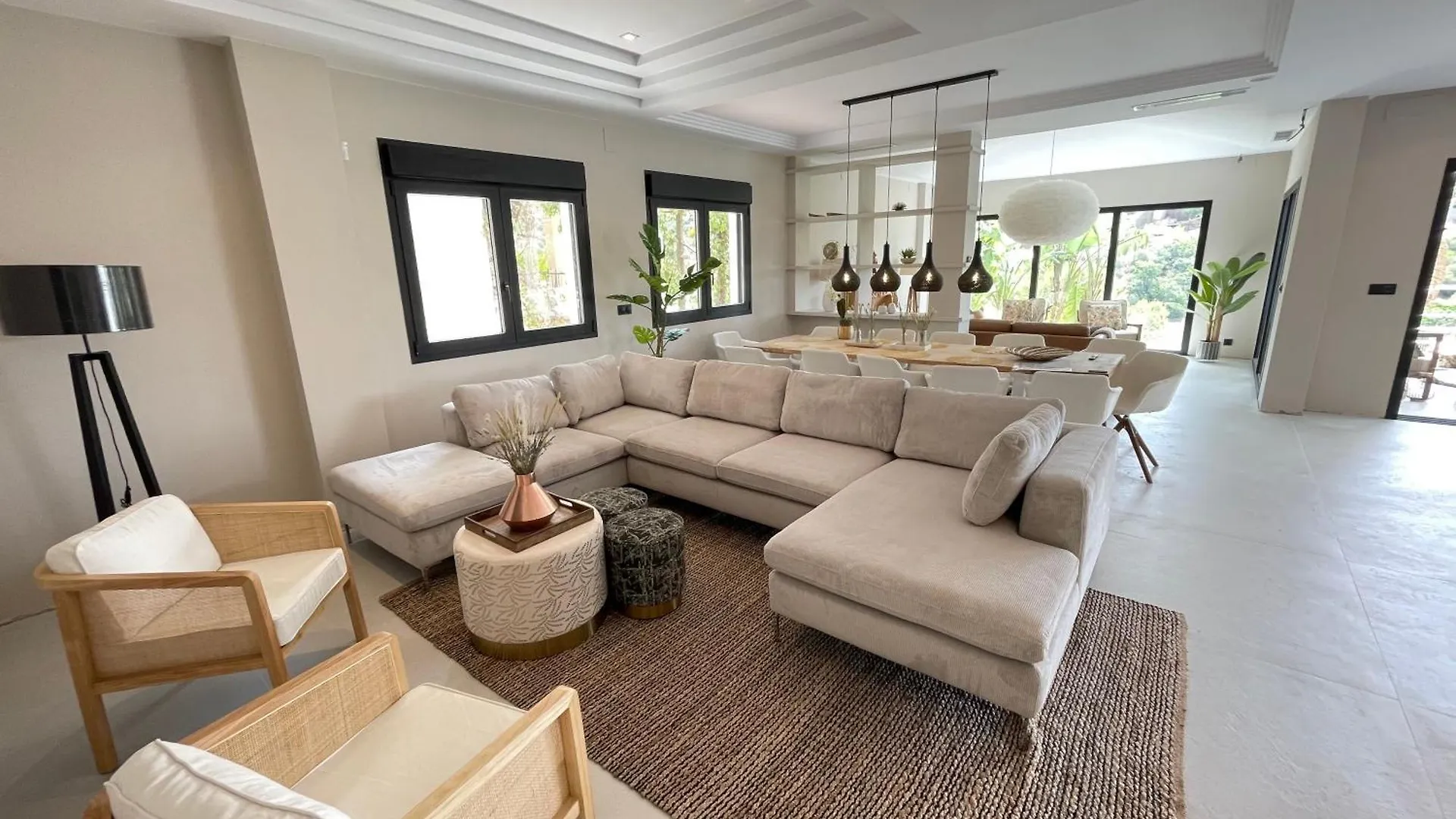 Ultimate Luxury Dream Villa With 7 Bedrooms, Gym, Spa And Infinity Pool Marbella