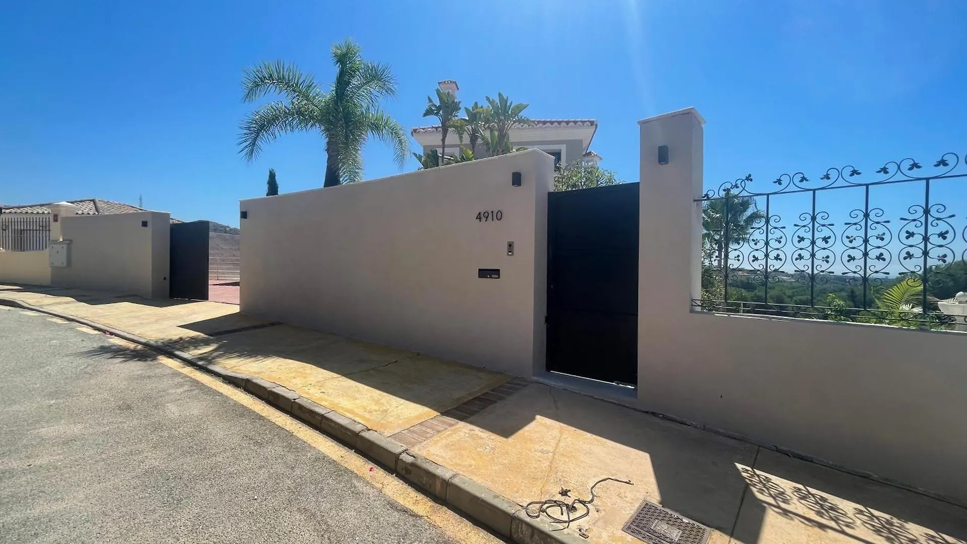 Ultimate Luxury Dream Villa With 7 Bedrooms, Gym, Spa And Infinity Pool Marbella Spain