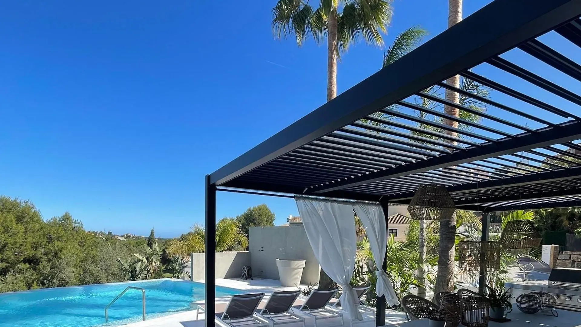 Ultimate Luxury Dream Villa With 7 Bedrooms, Gym, Spa And Infinity Pool Marbella