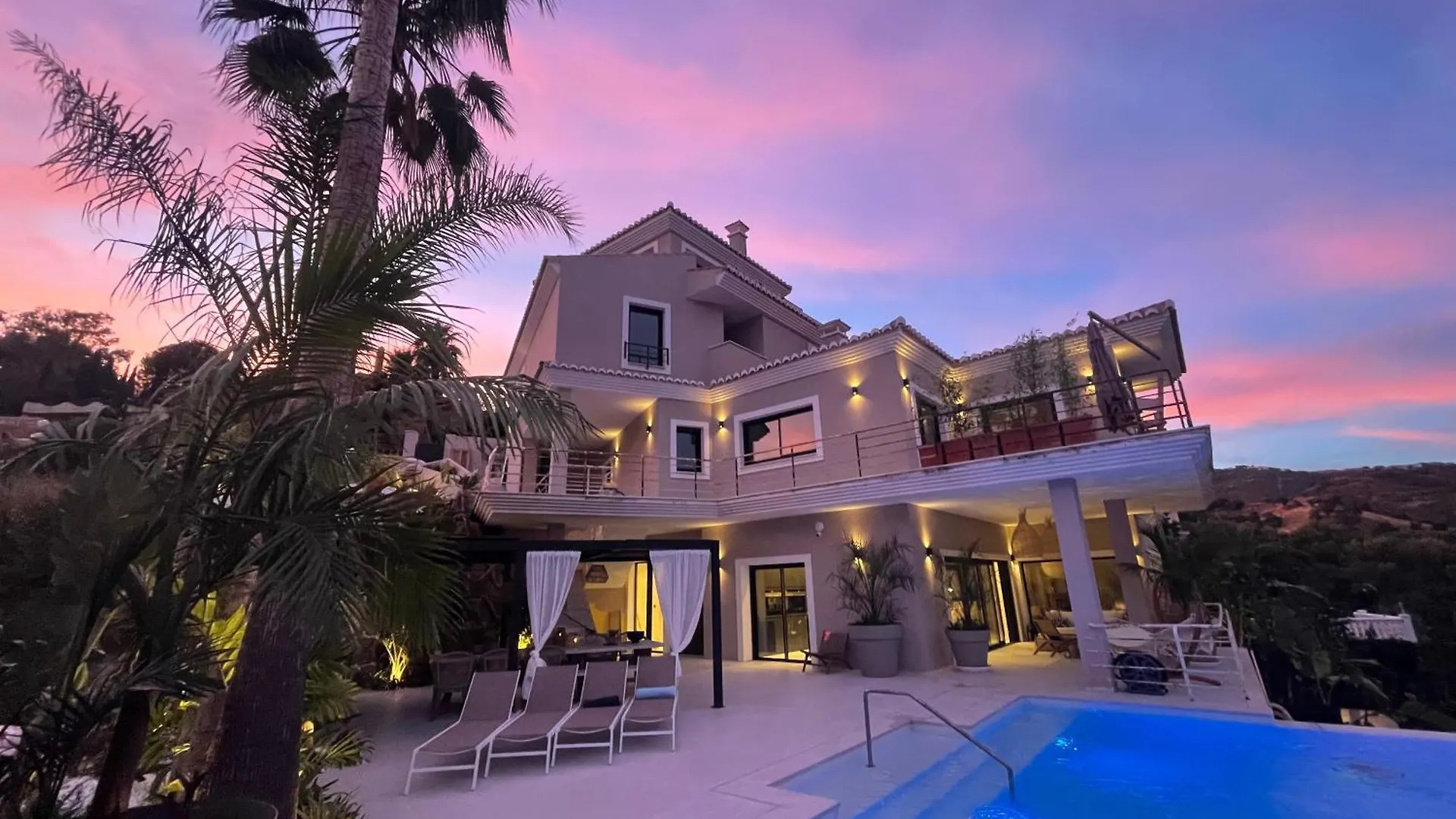 Ultimate Luxury Dream Villa With 7 Bedrooms, Gym, Spa And Infinity Pool Marbella